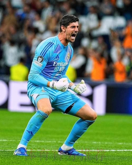 库尔图瓦社媒:比赛还没结束 但我们胜利当之无愧 库尔图瓦社媒:比赛还没结束 但我们胜利当之无愧